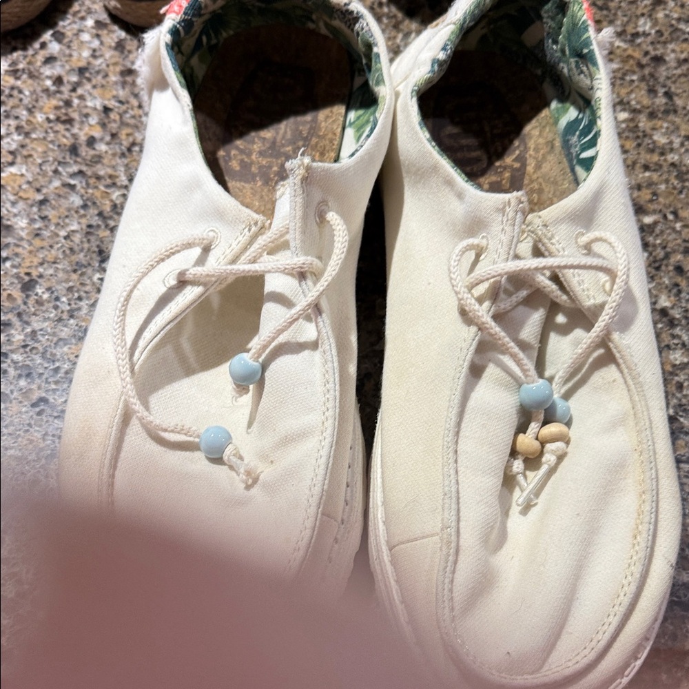 Hey Dude White Women's Slippers